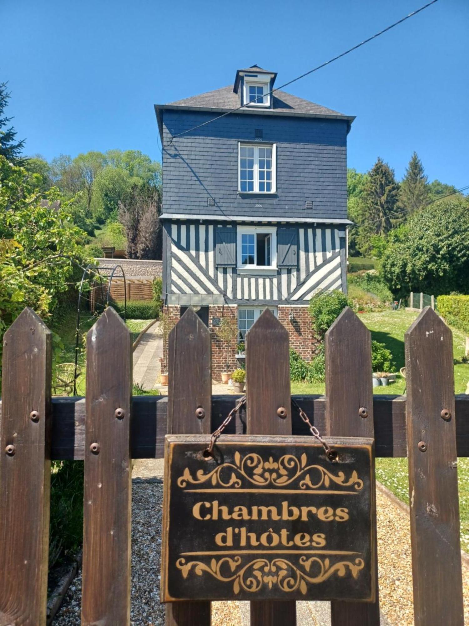 Les Pommiers Bed & Breakfast Honfleur Dış mekan fotoğraf